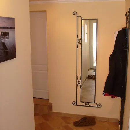 Haus Bucheneck 公寓 *